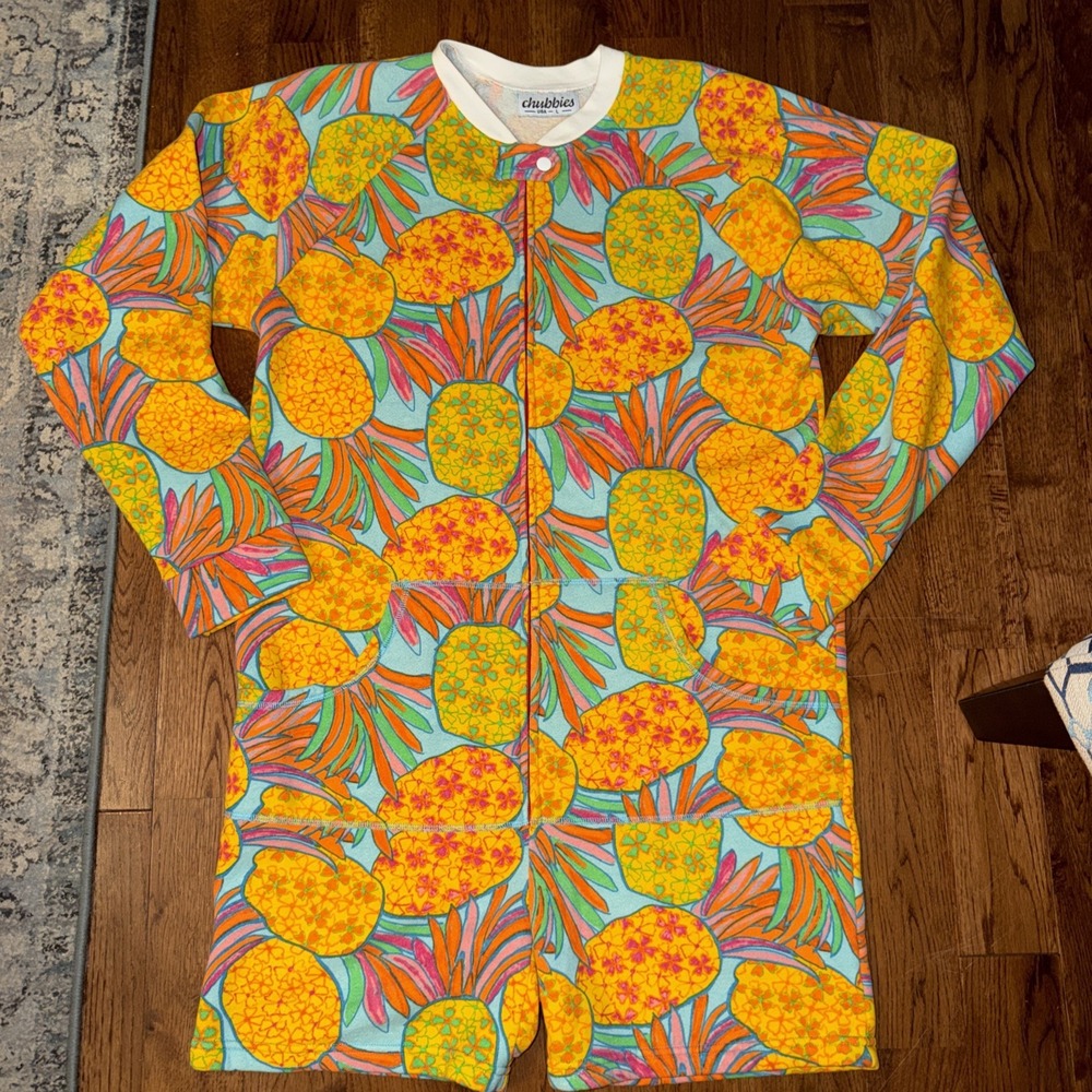 Chubbies One Piece Pajama Romper Unisex Size L Pineapple Print Yellow Chubbsies